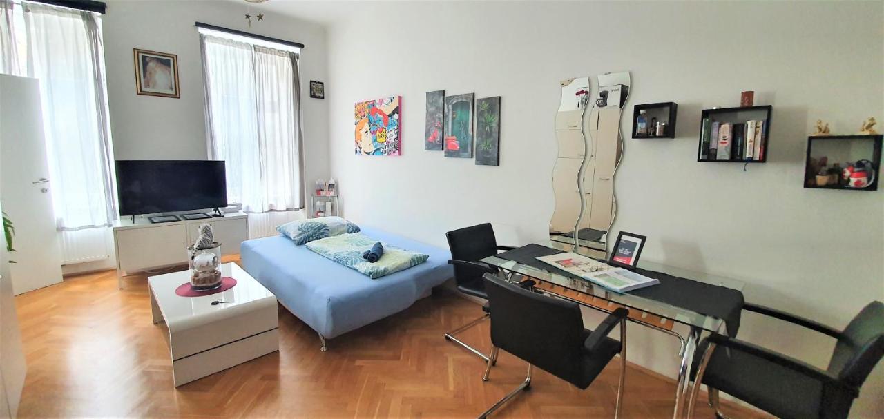 Msq Belvedere Apartment เวียนนา ภายนอก รูปภาพ